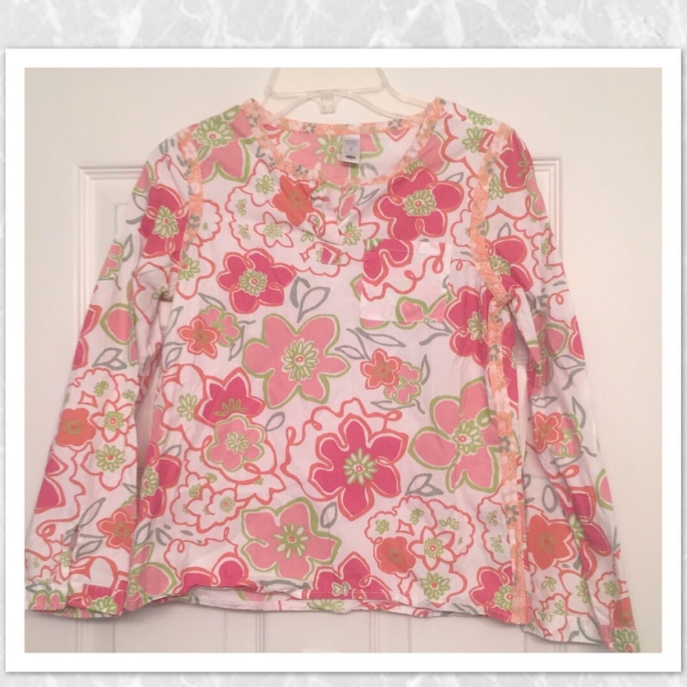 Floral long sleeve girls shirt!